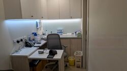 Mount Elizabeth Hospital (D9), Retail #455602201
